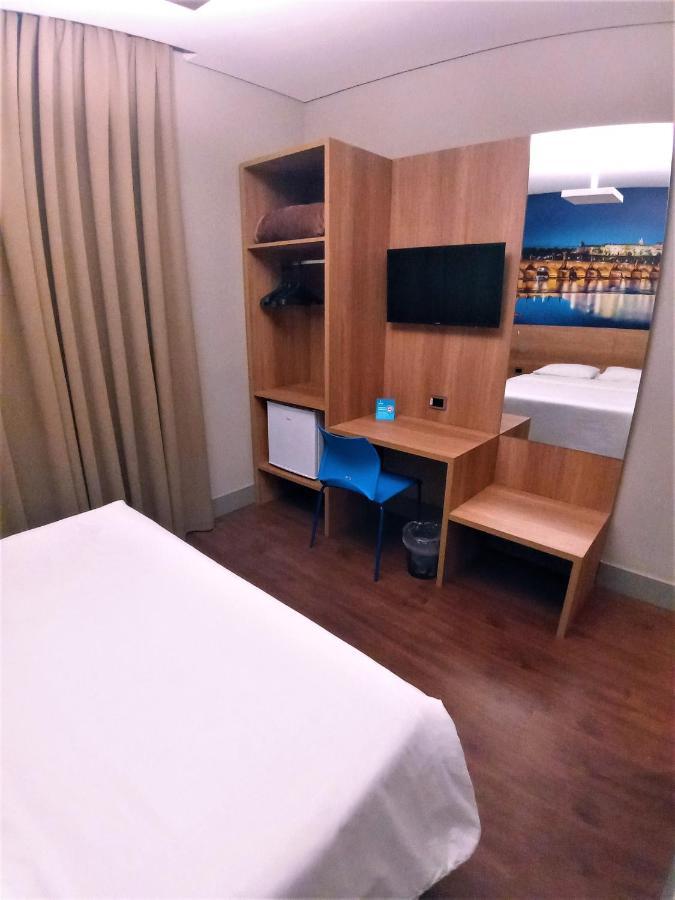 Hotelog Campina Grande do Sul Zewnętrze zdjęcie